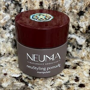 Neuma neuStyling Pomade